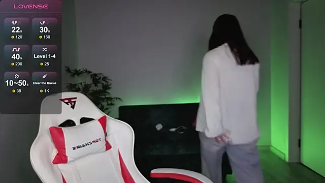 MilkyPop_のライブXXXチャット