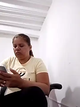 Zafiro_MD's Live XXX Chat