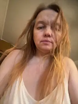 Suzanele: απευθείας συνομιλία ΧΧΧ