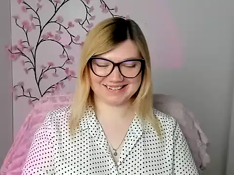 Chat +18 de Lola_moree ao vivo