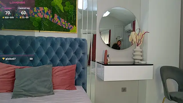 Chat +18 de SiennaPierce ao vivo