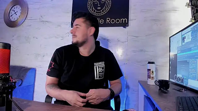 Chat XXX Live ryan_evannss