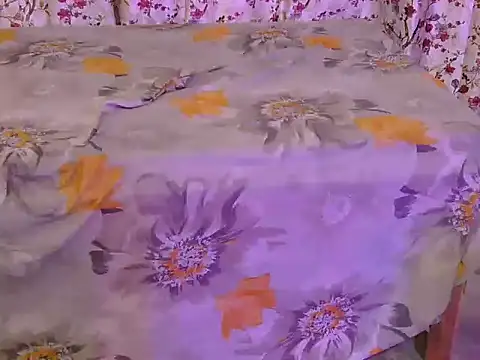 yours-isha's Webcam Show