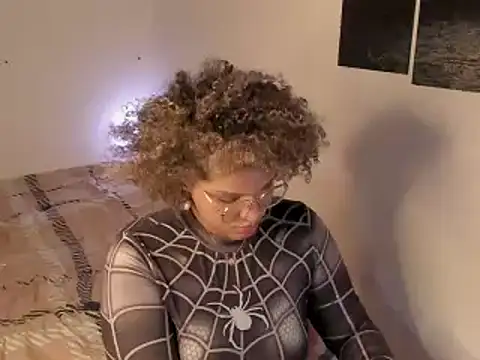 Chatroom XXX en direct de chloe_kisses