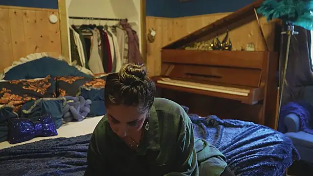 VanessaDoyle live XXX chat