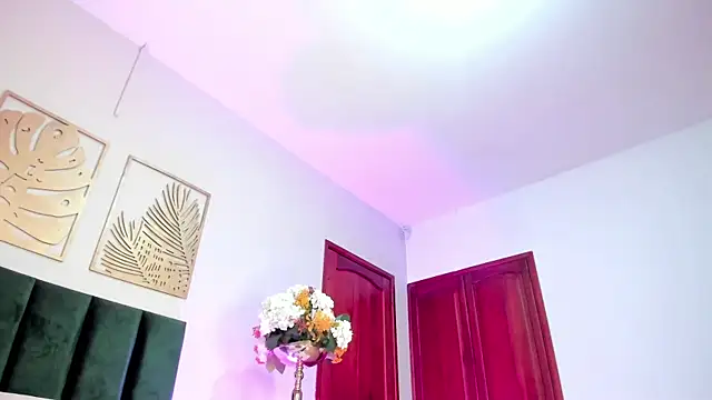 SeleneLujan: онлайн-секс-чат