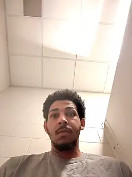 bigdickjojo69n Webbikameraesitys