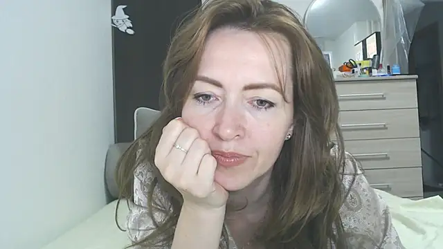 Czat XXX na żywo – NicoleEunice87