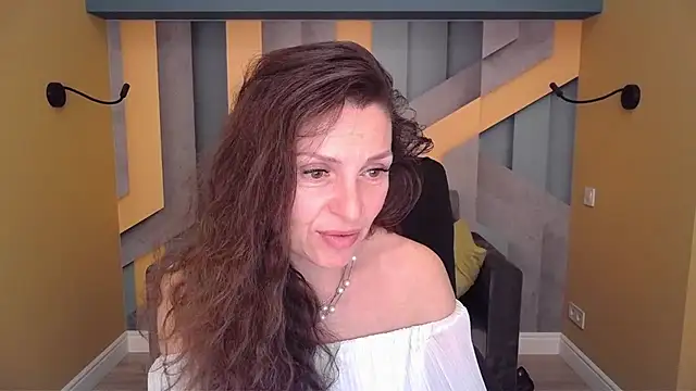 Chat +18 de EllaLong ao vivo