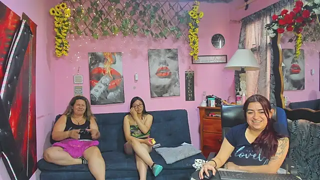 lesbiancuple 라이브 XXX 채팅