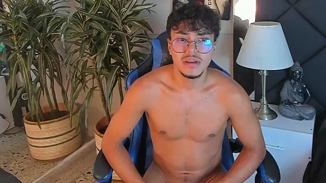 دردشة kai_storn الجنسية المباشرة