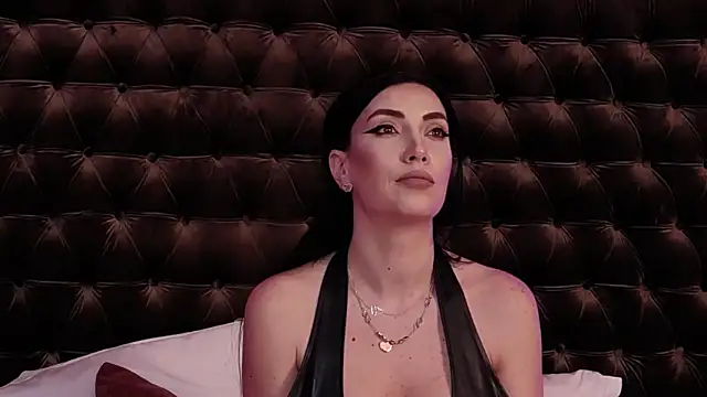 StephanyMillanのライブXXXチャット