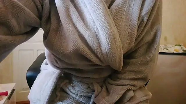 Julia54391のライブXXXチャット