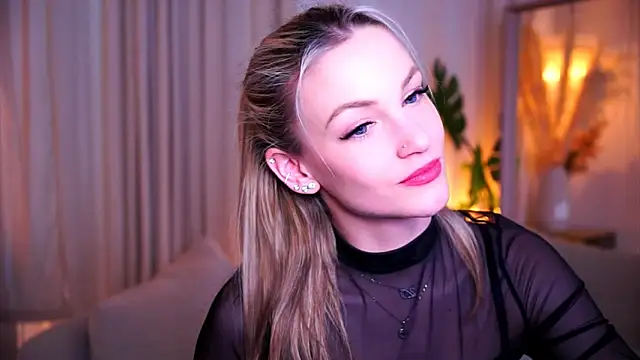 Chatroom XXX en direct de FieryFelinee