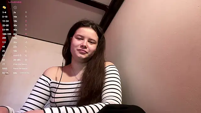 Chatroom XXX en direct de LonnaVandal