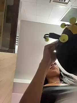 leilani_X Obrolan Langsung XXX