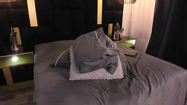 Lucio__Fox: απευθείας συνομιλία ΧΧΧ