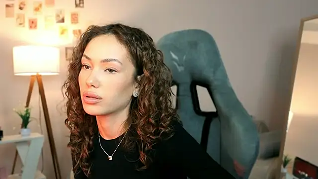 nexorine Adlı Modelin Canlı XXX Sohbeti