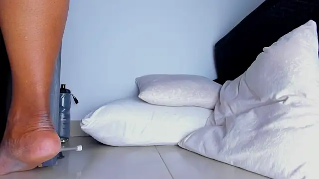 Skarleth69 现场XXX聊天