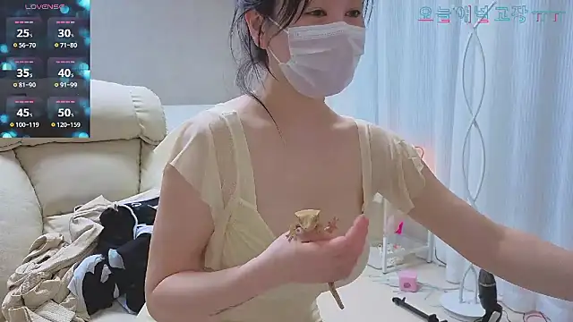 2hyun__KOREA 即時 XXX 聊天