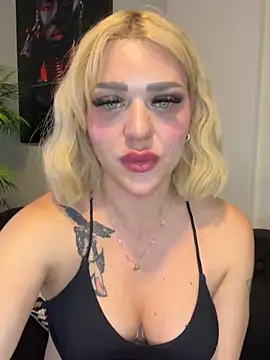 TS_sanida Chat XXX in diretta