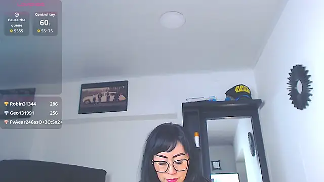 แชท XXX สดของ Vicky_hotmilf