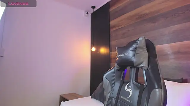 desireee_のライブXXXチャット