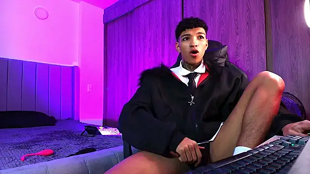 im_Usuga Webcam show