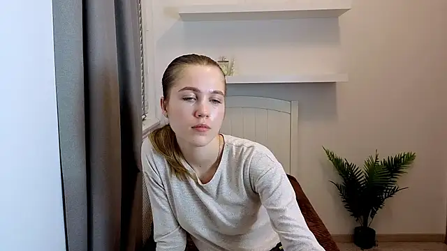 LoveXLexi Adlı Modelin Canlı XXX Sohbeti