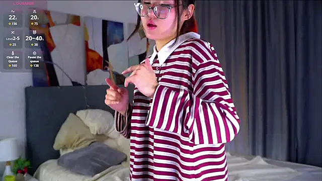 XXX chat uživo modela NelleMihalko