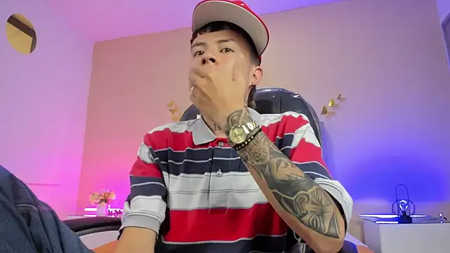 Nascary_FoxのライブXXXチャット