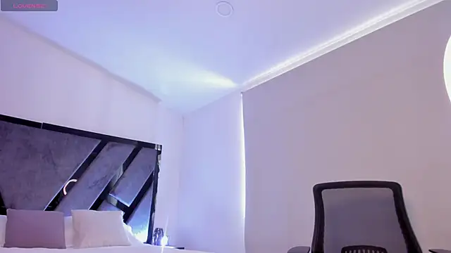 Chatroom XXX en direct de JacksonMuller_