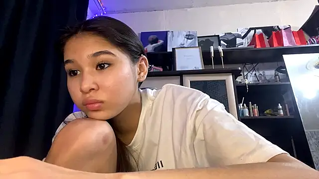 دردشة CatherineForbes الجنسية المباشرة