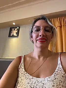 Živý XXX chat Gatitacarlita