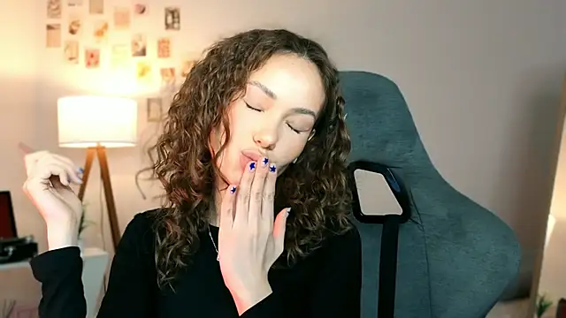 nexorine 即時 XXX 聊天