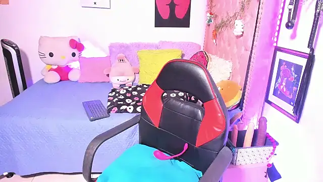 Онлайн чат XXX LillyCandy