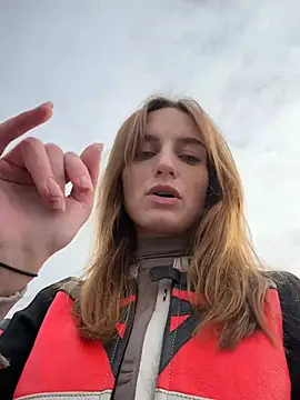 Онлайн чат XXX -AngelAri-