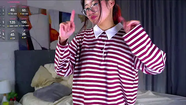 Živý XXX chat NelleMihalko