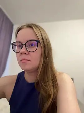 _CherryBloom_ Live XXX-Chat