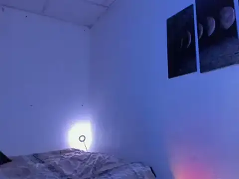 chloe_kisses Adlı Modelin Canlı XXX Sohbeti