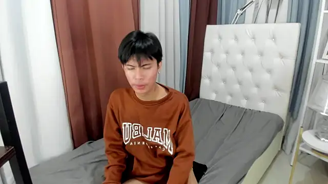 urtwinkbrixzn Live XXX chat