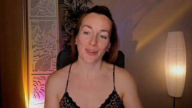 แชท XXX สดของ RebeccaMartinez