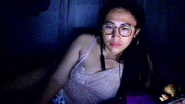 Filipina_Desire Live XXX-chat