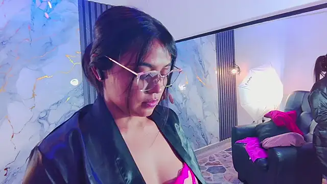 AlmaRios: онлайн-секс-чат