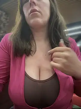 Chat XXX Live MommmyYummy