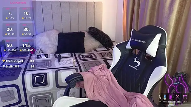 Majuu__'s Webcam Show