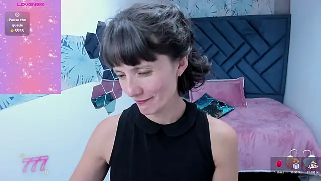 Valery_More__ Adlı Modelin Canlı XXX Sohbeti