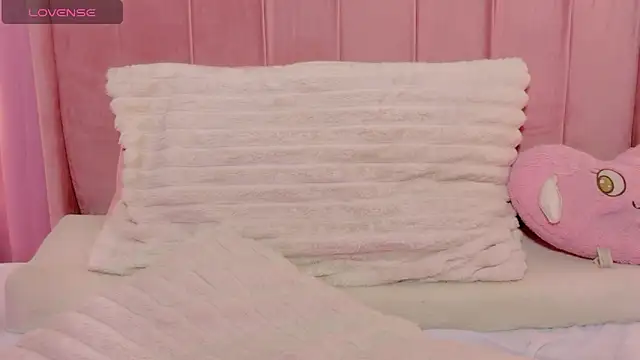 MoollyLove Adlı Modelin Canlı XXX Sohbeti