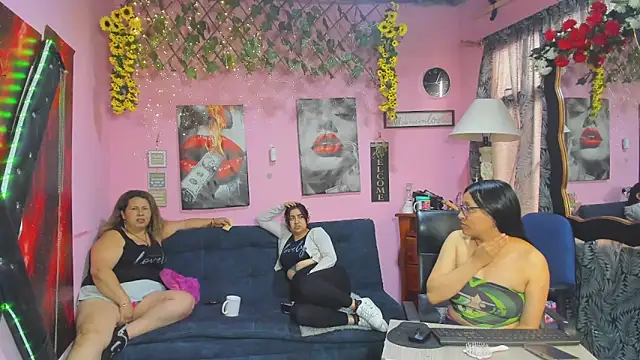 lesbiancuple Chat XXX live