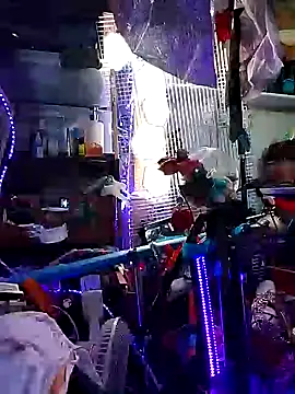 Show modela gurlnips na web-kameri